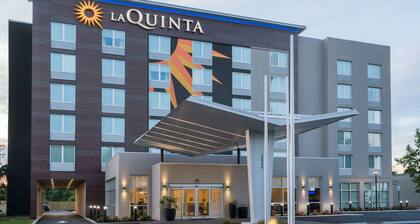 La Quinta Inn & Suites by Wyndham Mobile