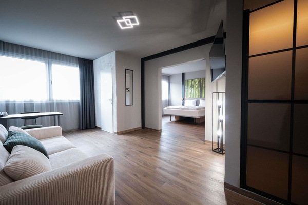 1 bedroom, premium bedding, desk, blackout drapes