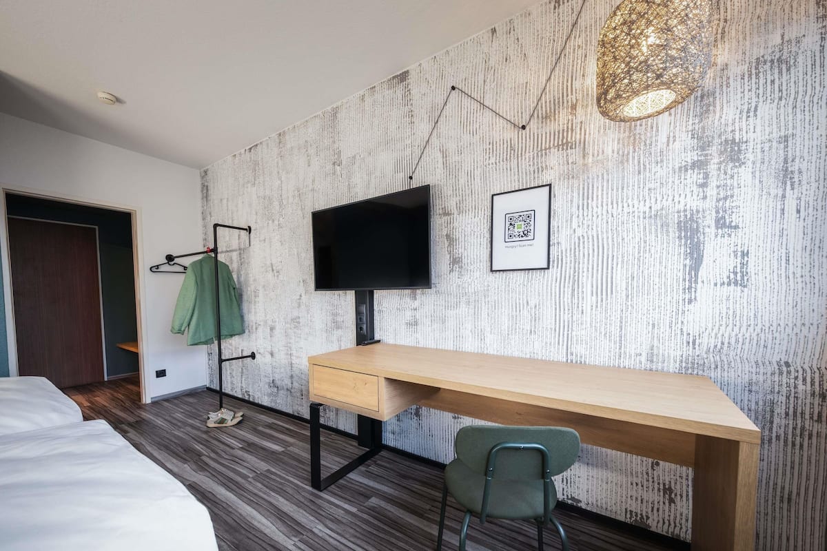 Chambre Standard, 2 lits une place | 1 chambre, literie de qualité supérieure, bureau, rideaux occultants