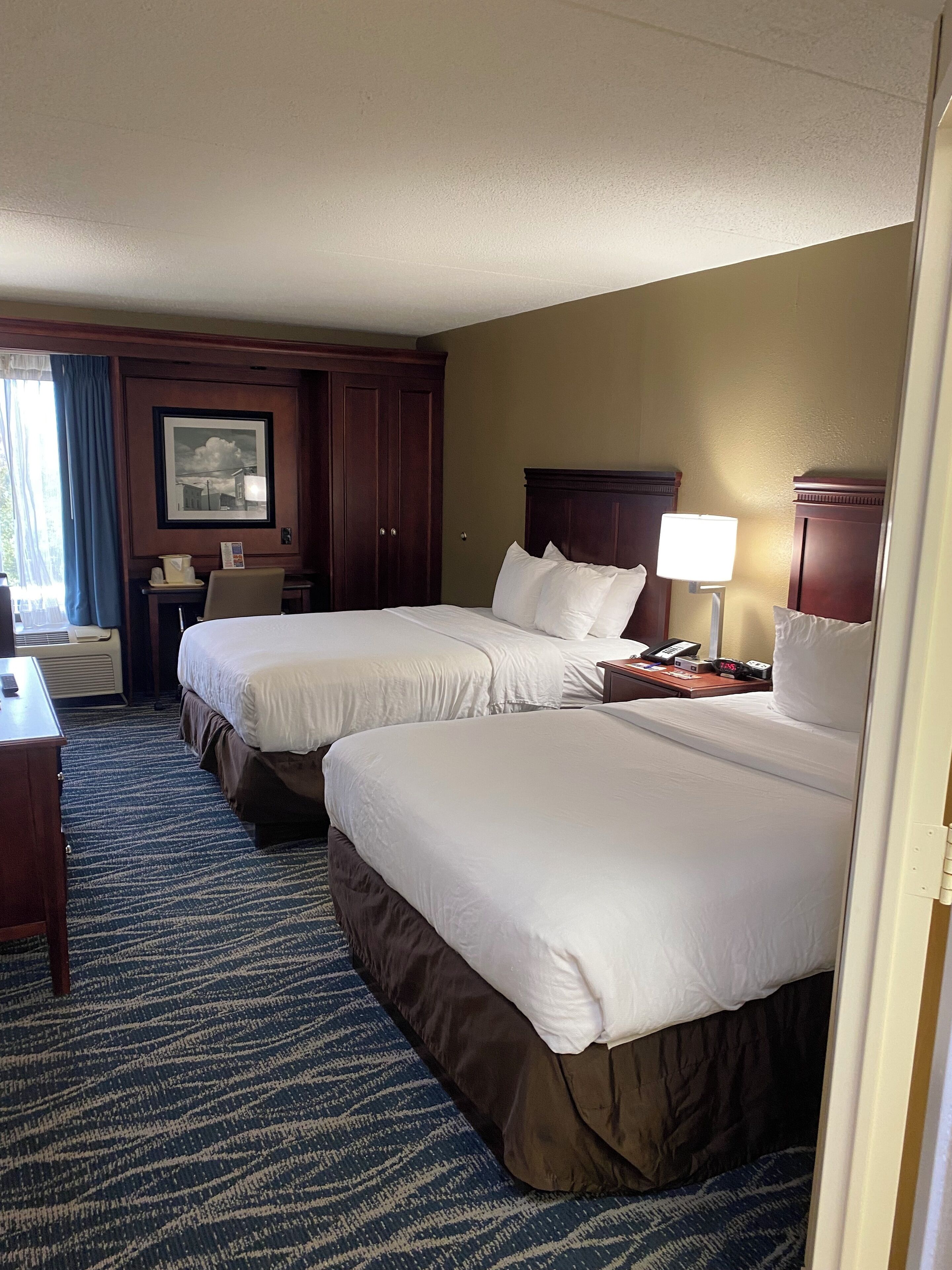 Rom, 2 dobbeltsenger, ikke-røyk | Skrivebord, blendingsgardiner, strykejern/-brett og wi-fi (inkludert)