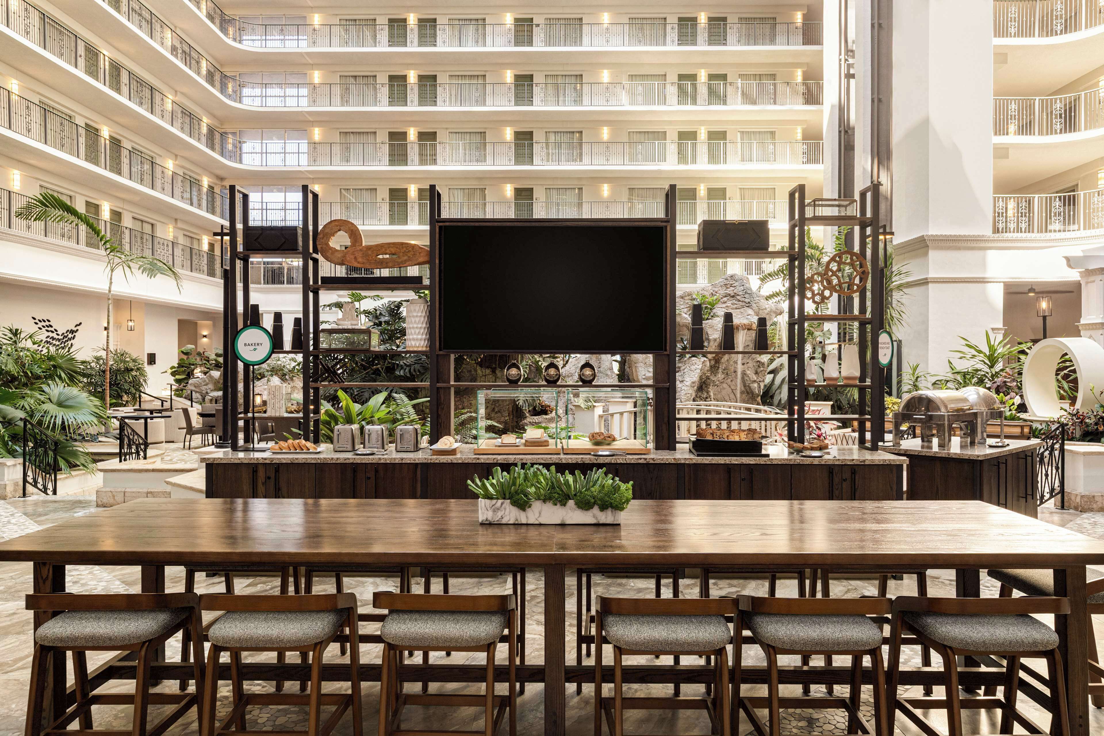 Free daily cooked-to-order breakfast