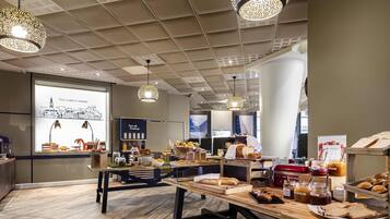 Dagelijks ontbijtbuffet (EUR 20 per persoon)