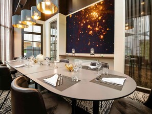 Breakfast, lunch and dinner served - Novotel Lyon Gerland Musée des Confluences (Lyon)