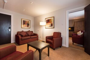 Télévision LCD de 32 pouces avec chaînes par satellite, télévision