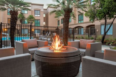 DoubleTree Suites by Hilton Hotel Sacramento- Rancho Cordova