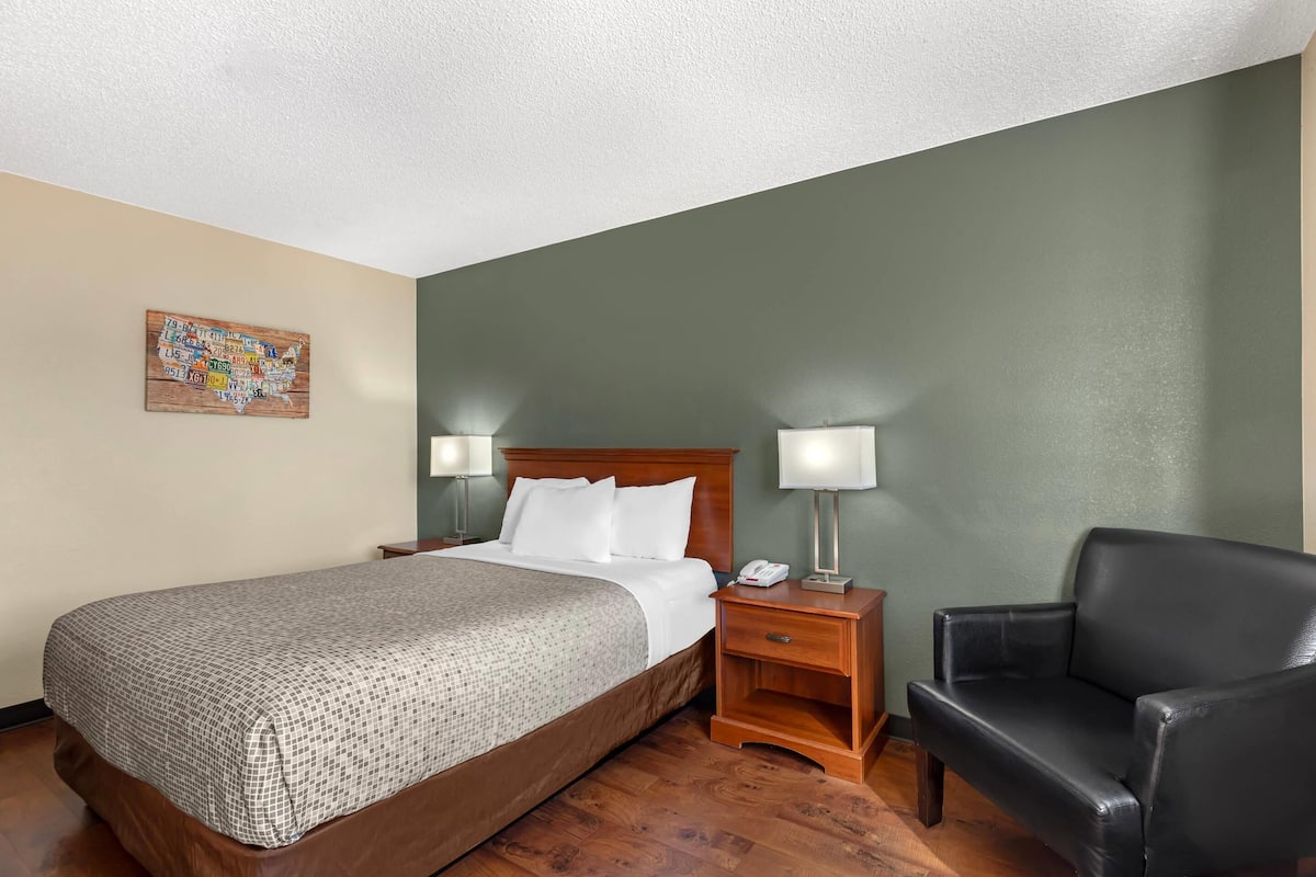 Room, 1 Queen Bed, Accessible, Non Smoking