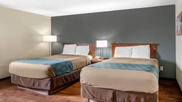 Skrivebord, barnesenger og ekstrasenger (mot et tillegg)