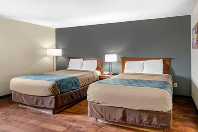 Econo Lodge Longmont East