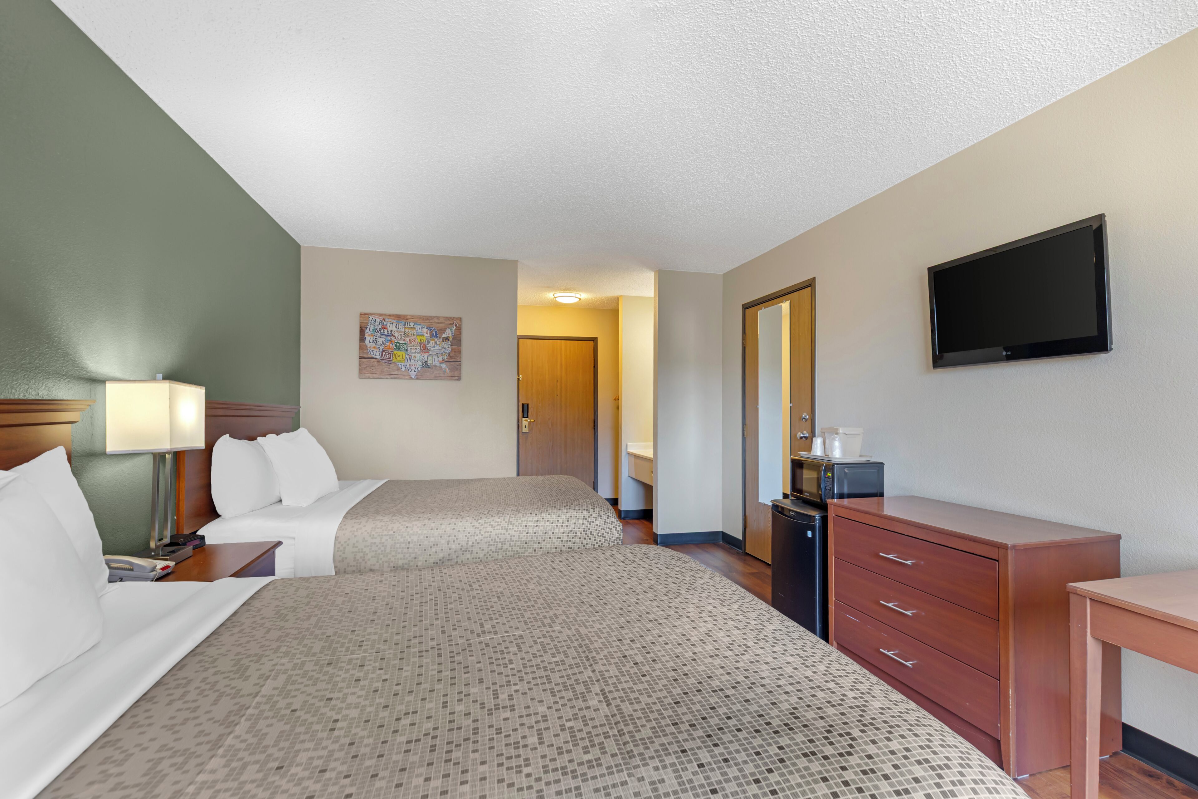 Standard Room, 2 Queen Beds, Non Smoking