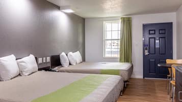 Strykejern/-brett, wi-fi (inkludert), sengetøy og vekkerklokke