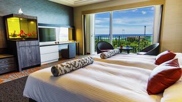 East Wing Twin Room Type A, Non Smoking | Premium bedding, in-room safe, desk, laptop workspace