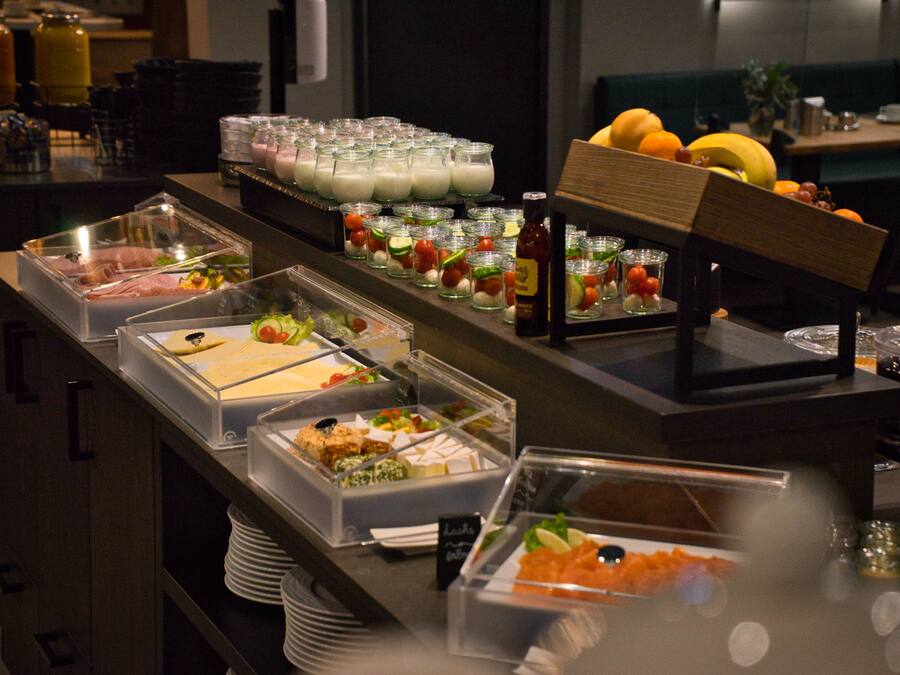 Daily buffet breakfast for a fee
