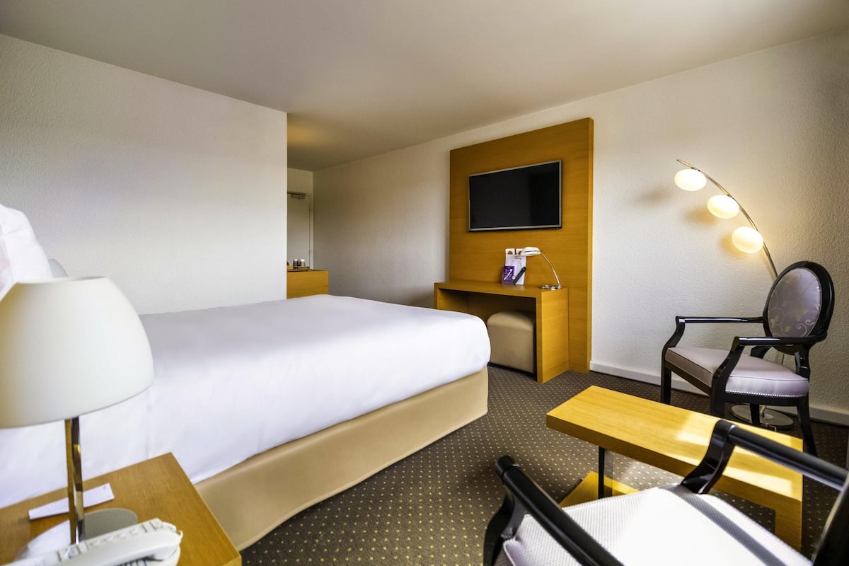 Ropa de cama de alta calidad y minibar