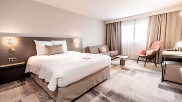 Premium bedding, minibar, in-room safe, desk