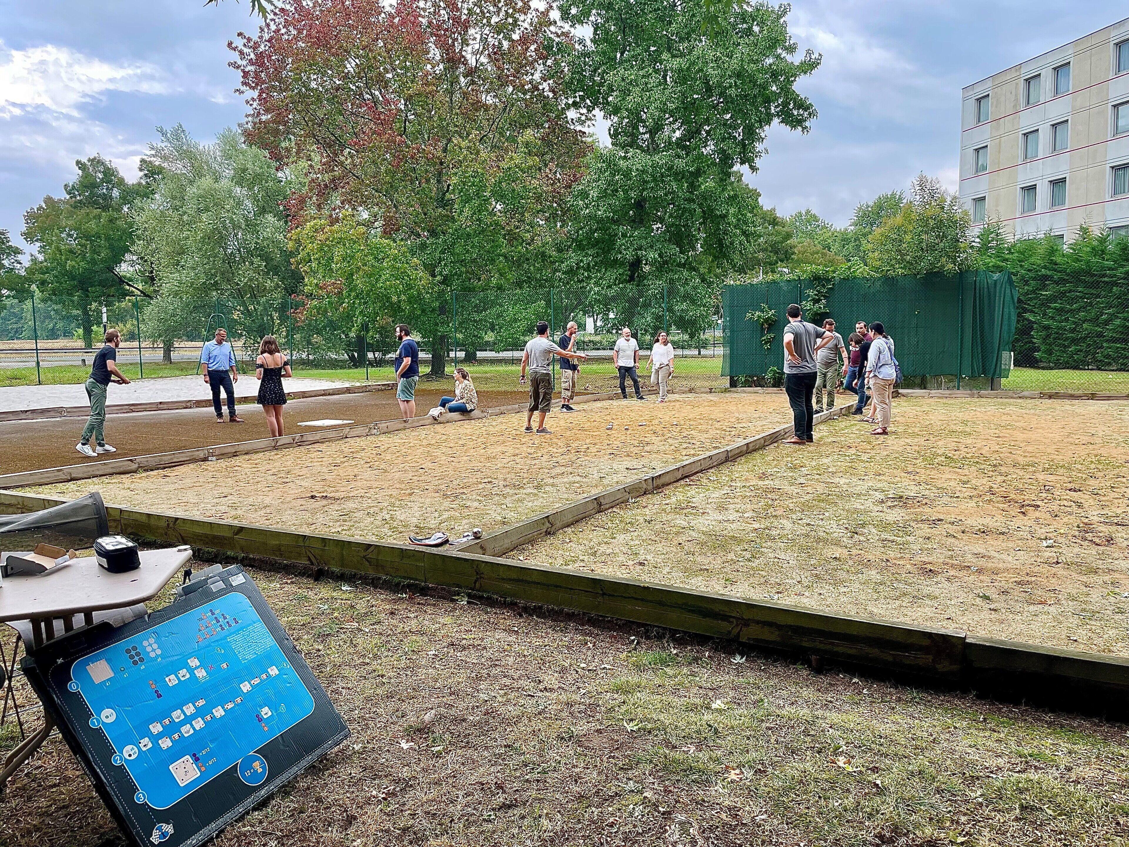 children’s play area – outdoor