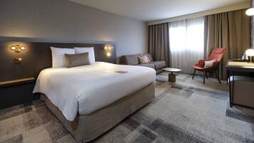 Premium bedding, minibar, in-room safe, desk