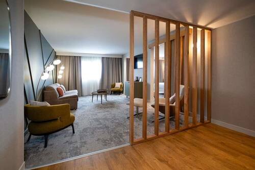 Superior Suite, 1 King Bed | Premium bedding, minibar, in-room safe, desk