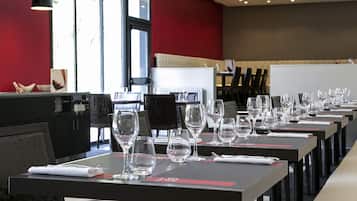 Breakfast, lunch, dinner served; French cuisine, pool views