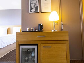 Standard Room, 1 Double Bed with Sofa bed | Premium bedding, minibar, in-room safe, desk
