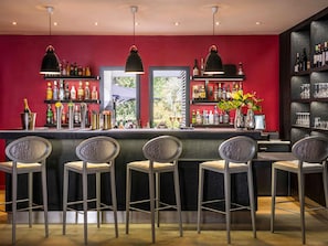 Bar (on property) - Mercure Bordeaux Lac (Bordeaux)