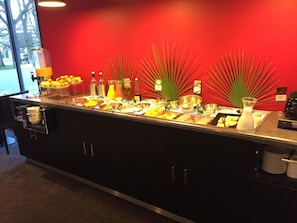 Daily buffet breakfast (EUR 18.50 per person)