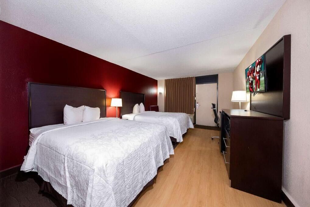 Skrivebord, skrivebord for bærbar PC og blendingsgardiner