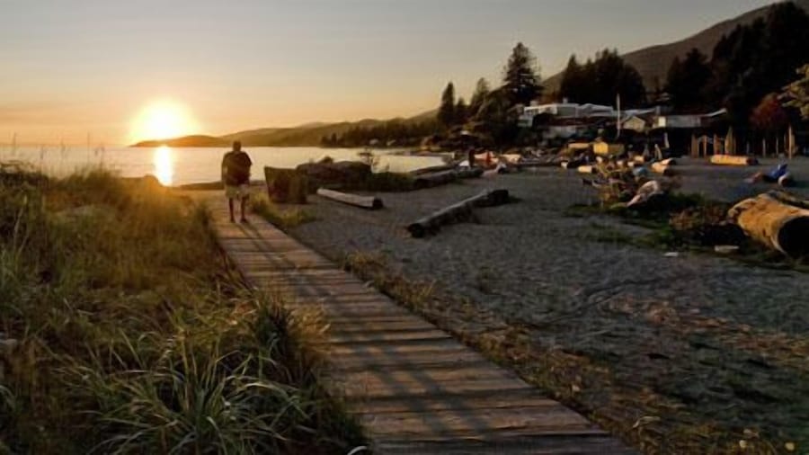 North Vancouver Hotel