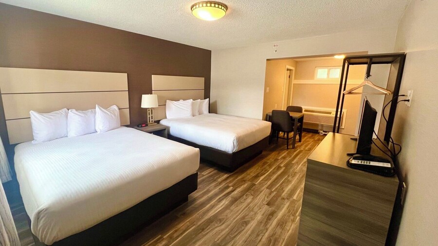 North Vancouver Hotel