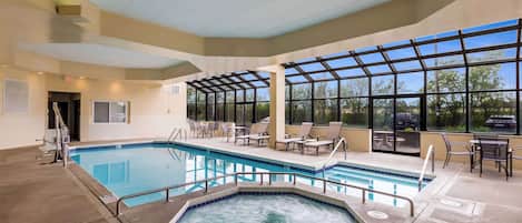 Una piscina techada