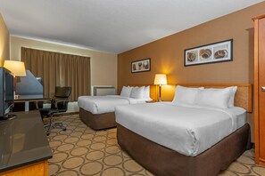 Premium bedding, pillowtop beds, desk, blackout drapes - Comfort Inn West Edmonton (Edmonton)