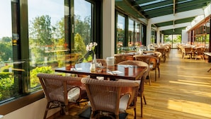 Breakfast, lunch, dinner and brunch served  - Ensana Thermal Aqua (Hévíz)