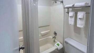 Ensemble douche/baignoire, baignoire relaxante profonde