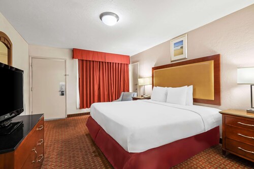 Blythe Hotel