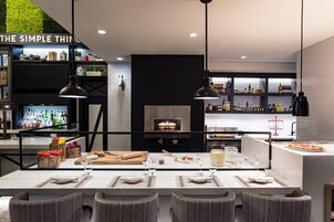 Breakfast and dinner served, American cuisine