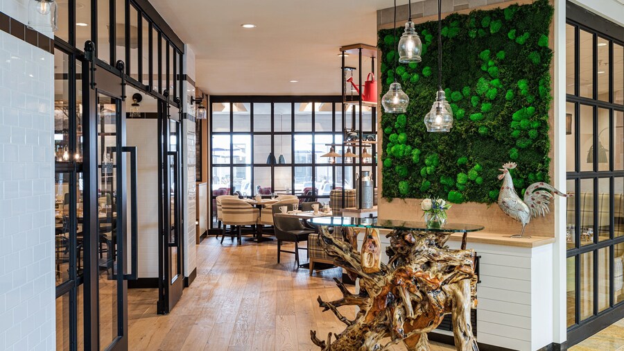 Portland Sheraton at Sable Oaks