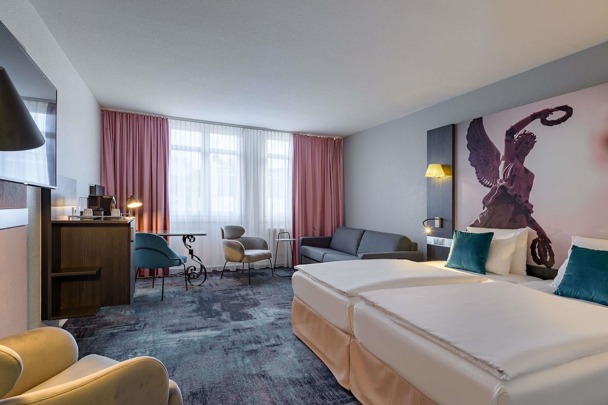 Privilege, Room, Multiple Beds | Premium bedding, in-room safe, desk, laptop workspace