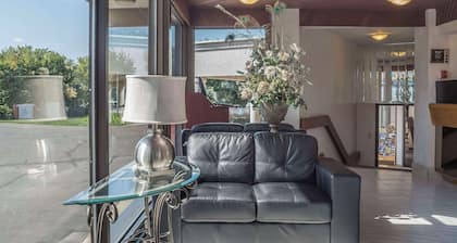 Rodeway Inn Fallsview