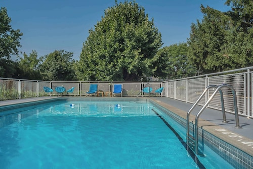 Rodeway Inn Fallsview