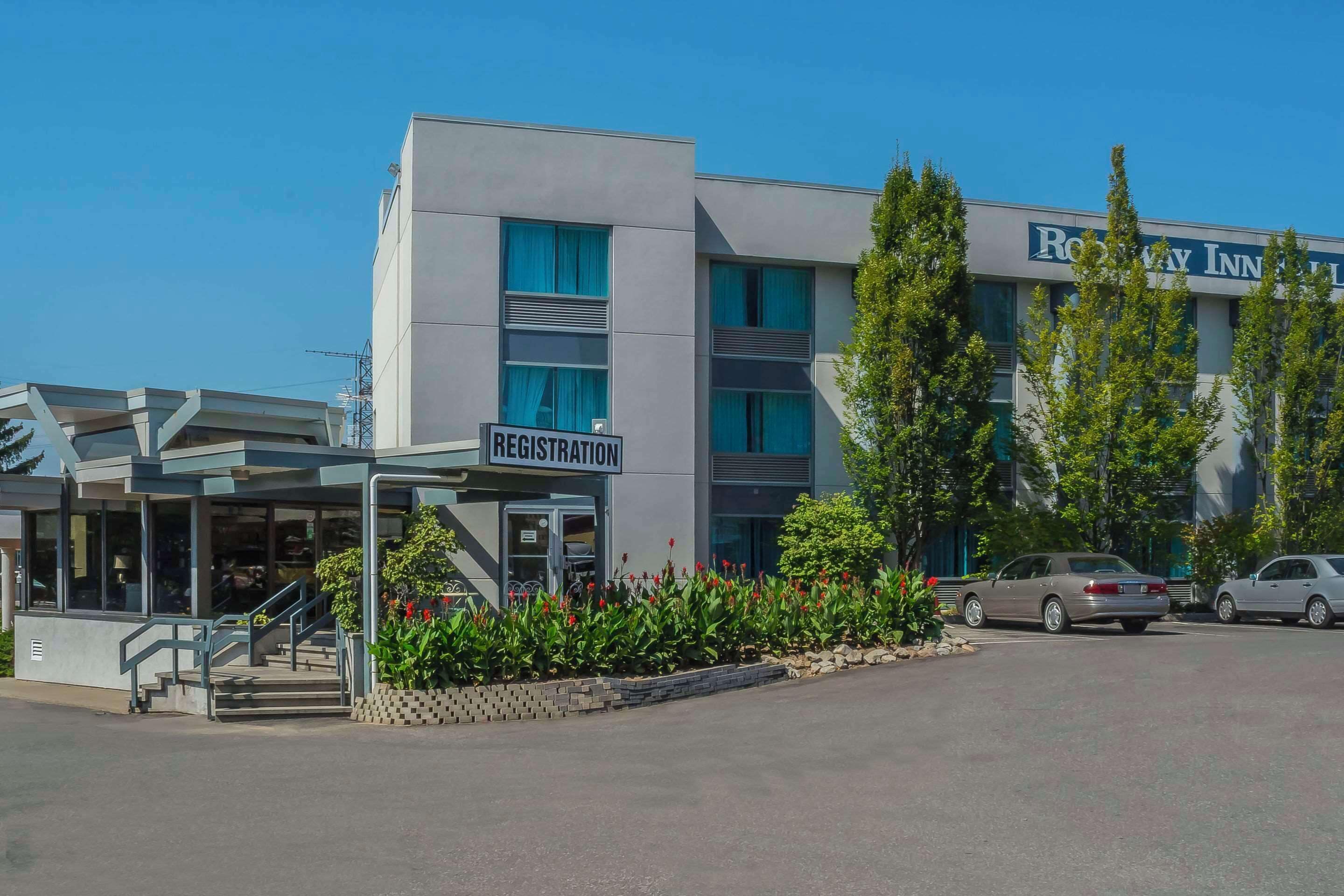 Photo - Rodeway Inn Fallsview