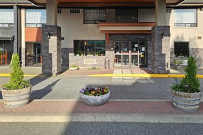 Exterior - Comfort Inn (Chilliwack)