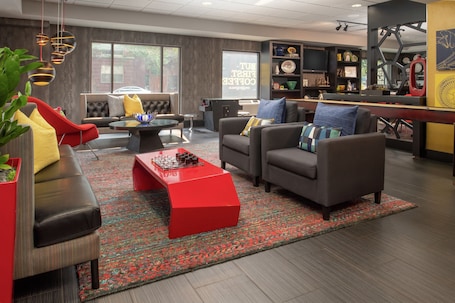 Lobby sitting area. Staypineapple, Hotel FIVE, Downtown Seattle