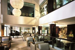 Cocktail bar
