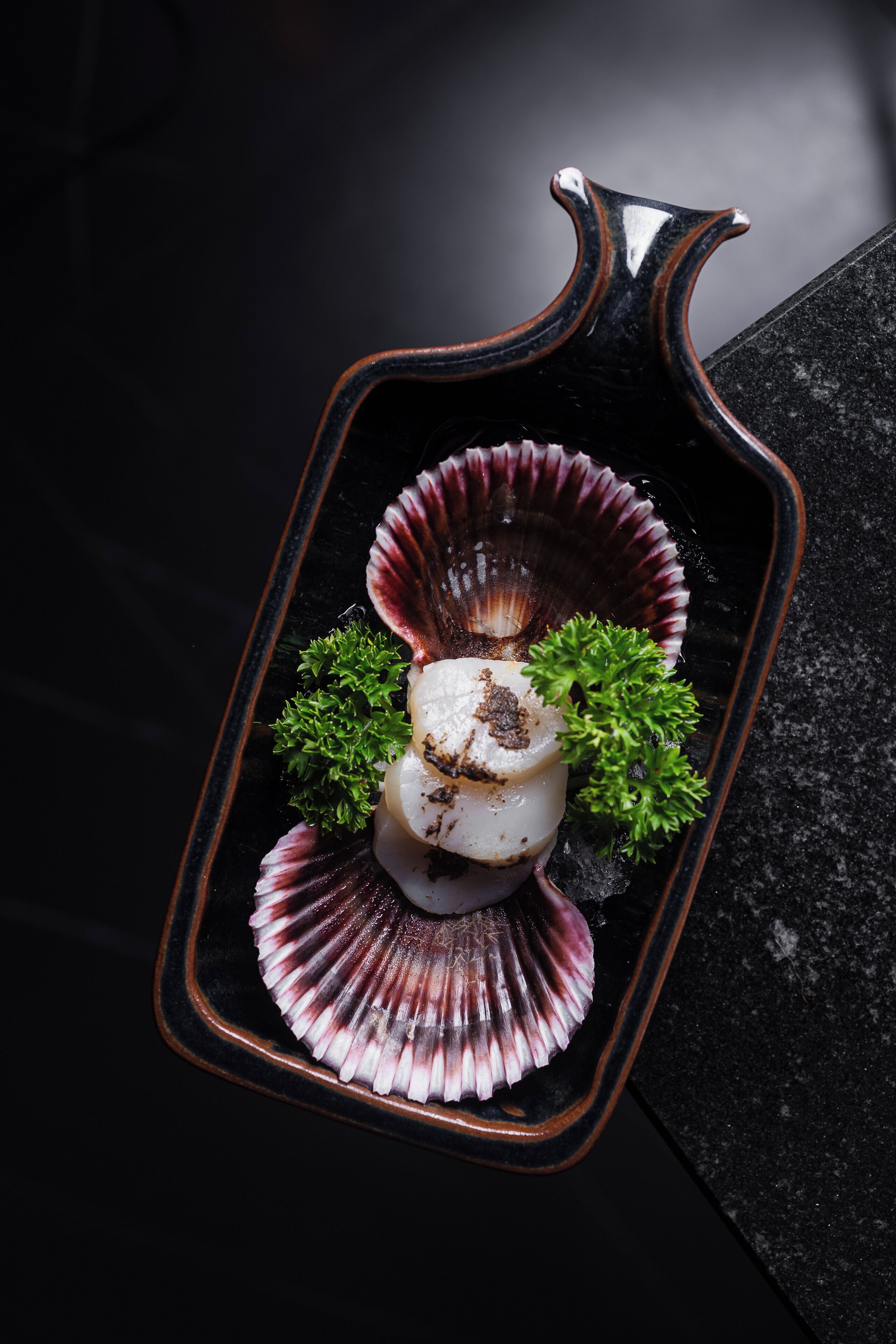 3 restaurants, breakfast, lunch, dinner served; sushi