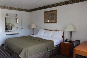 Desk, cribs/infant beds, rollaway beds, free WiFi