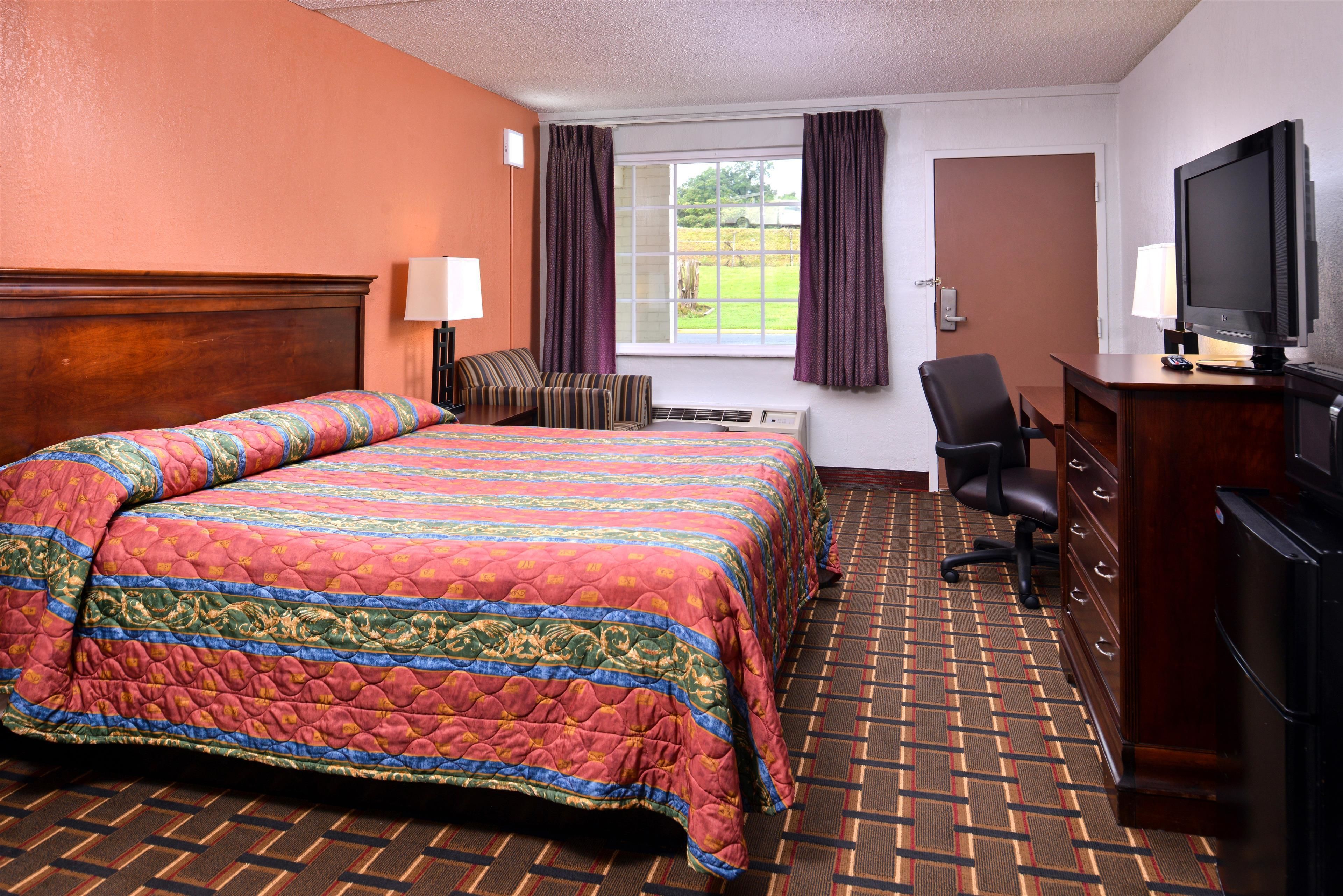 Photo - Americas Best Value Inn Richmond South