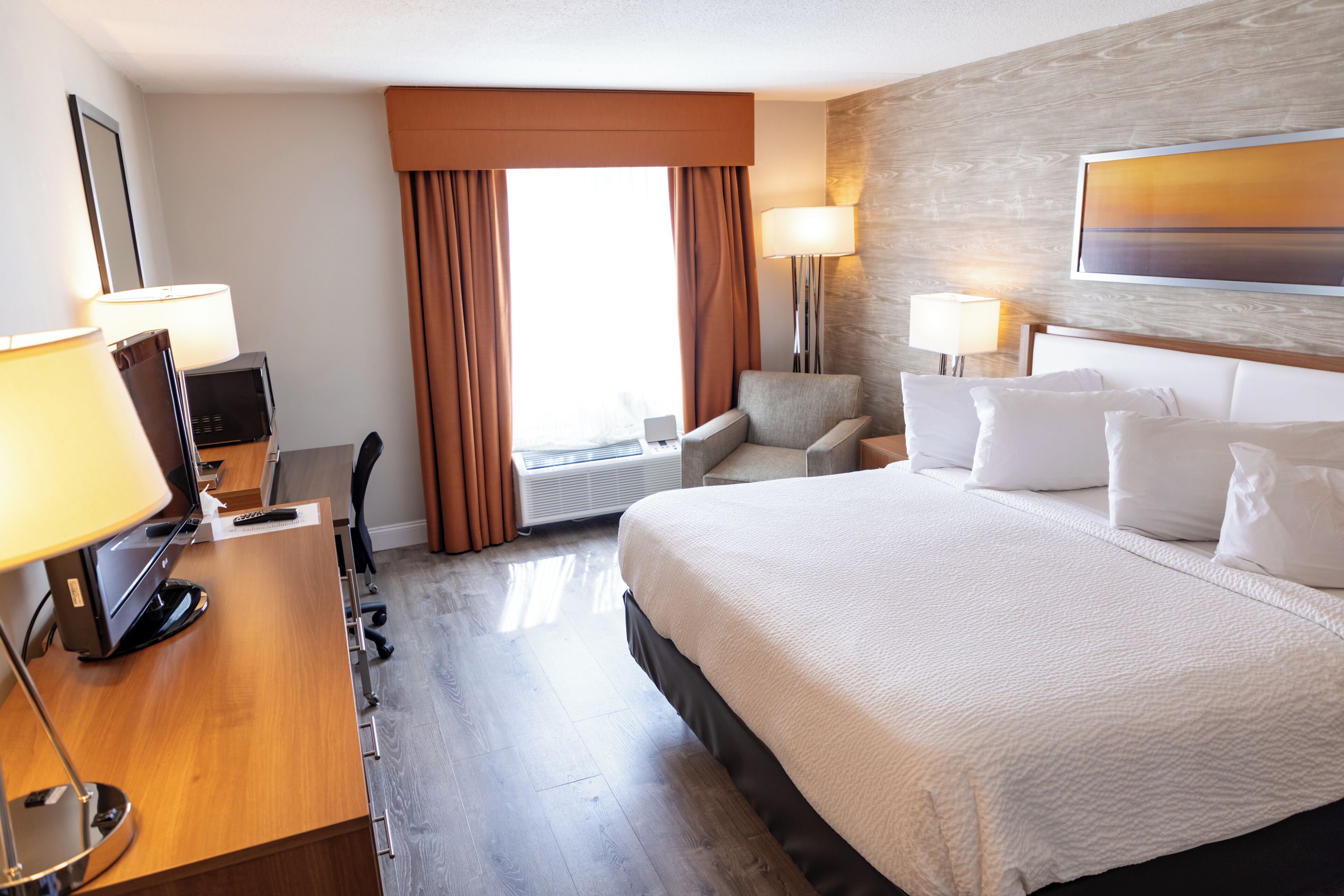 ห้องซูพีเรียดับเบิล | โต๊ะทำงาน, พื้นที่ทำงานแบบใช้แล็ปท็อป, ผ้าม่านกันแสง, เตารีด/โต๊ะรีดผ้า