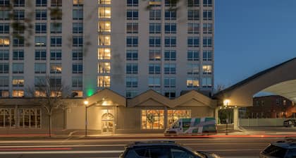 Holiday Inn Portland-By the Bay by IHG