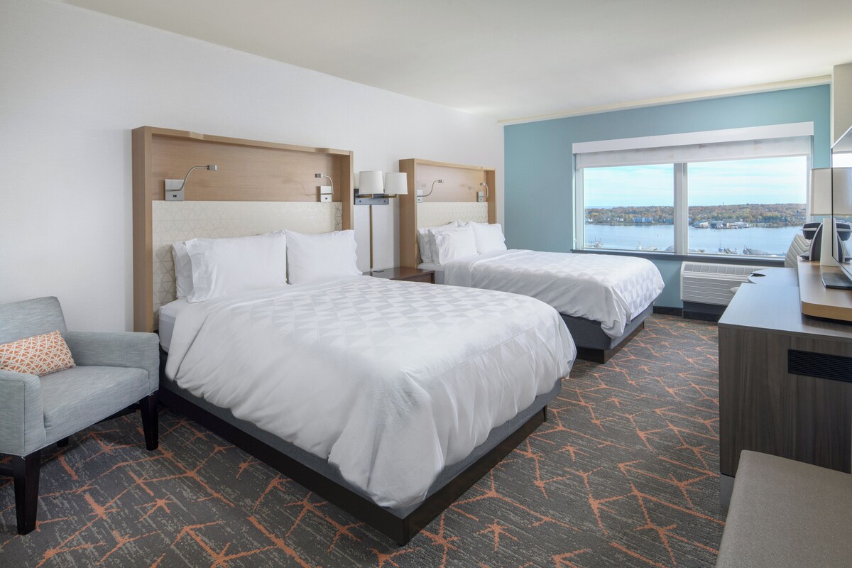 Premium Room, 2 Queen Beds, Ocean View | Hypo-allergenic bedding available, in-room safe, desk, blackout drapes