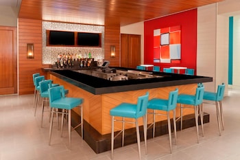Lounge at Sheraton Orlando Lake Buena Vista Resort