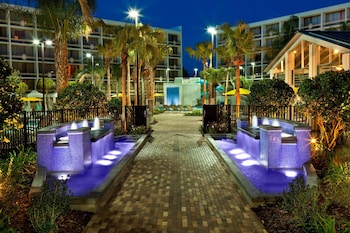 Hotel Exterior at Sheraton Orlando Lake Buena Vista Resort